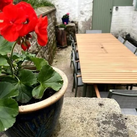 Ferienhaus Salvin House