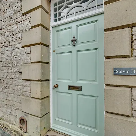 Ferienhaus Salvin House *